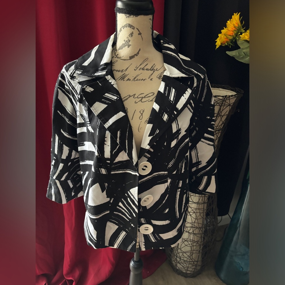 Peter Nygard Blazer